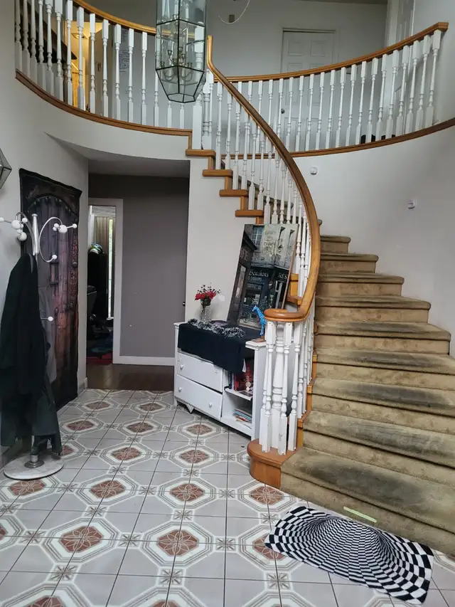 Space available in a shared room in Burnaby Holdom in Room Rentals & Roommates in Burnaby/New Westminster - Image 4