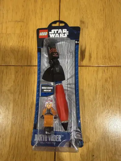 Unleash the power of the dark side with this LEGO Star Wars Darth Vader ballpoint pen, a must-have f...