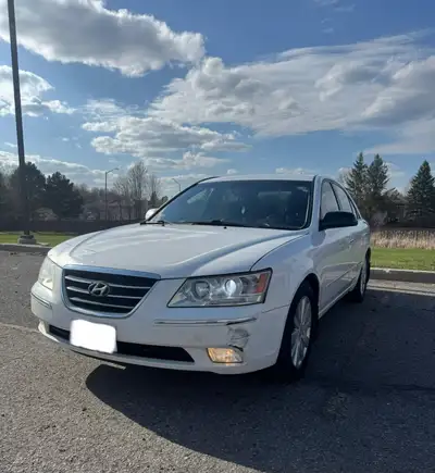 2009 Hyundai Sonata Limited 4 cylinder 2.4L – Fully Loaded $2400 AS-IS Driven 240,000 km Well mainta...