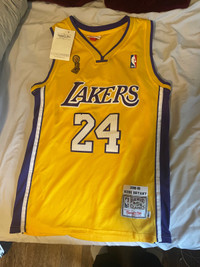 2008-2009 Authentic Kobe Bryant Jersey with tags