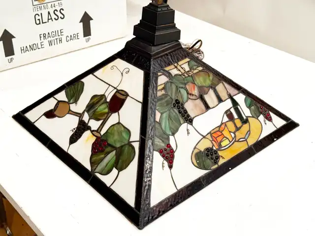 Brand New in Box Wine Themed Stained Glass Pendant Lamp . in Home Décor & Accents in Calgary - Image 2