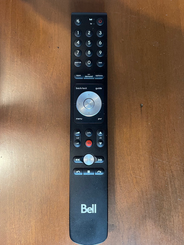 Bell 7500 Satellite Receiver & Remote in Video & TV Accessories in Chatham-Kent - Image 3