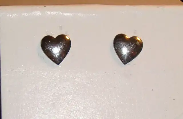 Beautiful Silver Heart Earrings - $5 in Jewellery & Watches in Ottawa - Image 2
