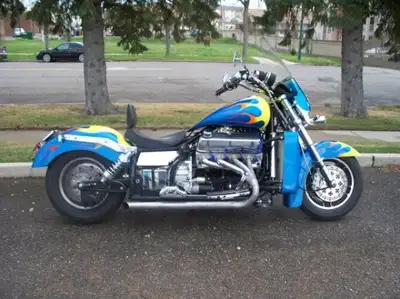 Great condition. I'm the first owner, bought July ,2000.