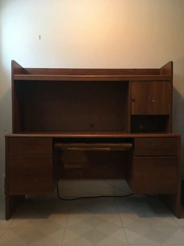 LARGE DESK WITH KEYBOARD TRAY AND FILING CABINET STORAGE ETC. in Desks in Ottawa - Image 2