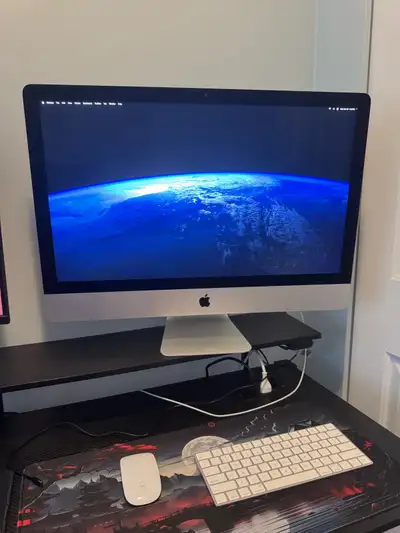 IMac 27 inch Retina 5K 3Ghz 6-core i5 Radeon Pro 570 4GB 16 GB 2667 MHz DDR4 iMac - Works like new a...