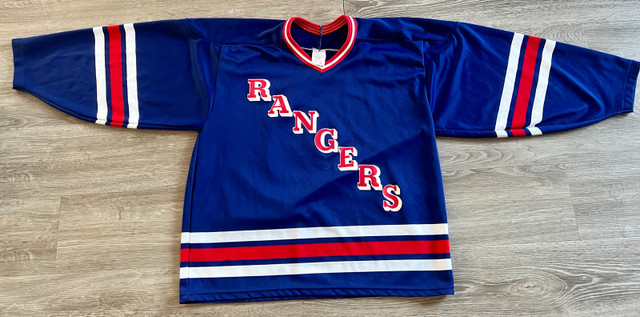 New York Rangers Jersey in Hockey in Victoria