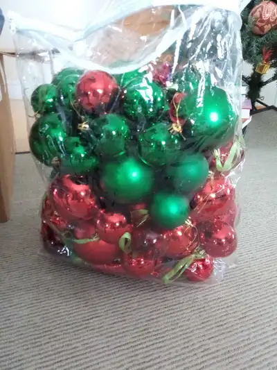 shatterproof tree ornaments, View more