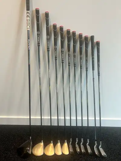 Women’s RH Golf Clubs - Prostaff w/Graphite Shafts and new grips, View more