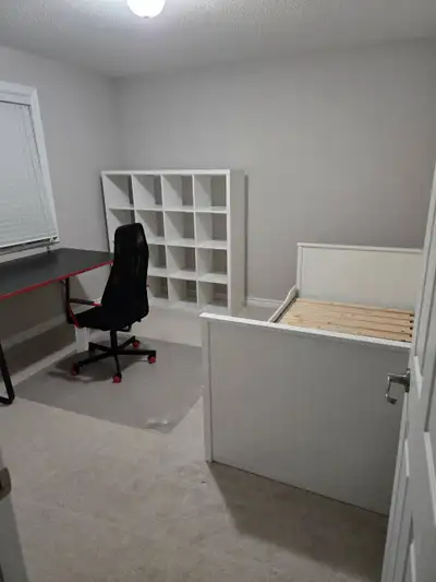 Very quiet room located on the far side of the second floor, offering excellent privacy. The bathroo...