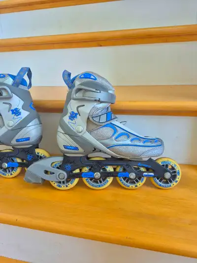 Women's Size 5 Roller Blades Inline Skates. Great Condition. , View more