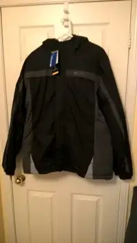 Brand new men ski jacket (Mountain Warehouse), size XL, tags on.