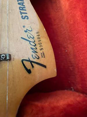 Fender Stratocaster hardtail 1979 vintage in Guitars in Oshawa / Durham Region - Image 4