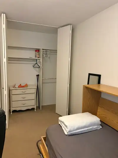 Women Only – Cozy & Pet-Friendly Room for Rent Looking for more than just a roommate… I’m looking fo...