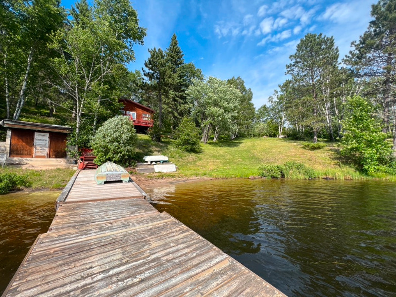 366A Blindfold Lake Road — 2 Lots Only 20 min from Kenora! Houses
