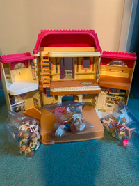 Fisher Price Loving Family dollhouse