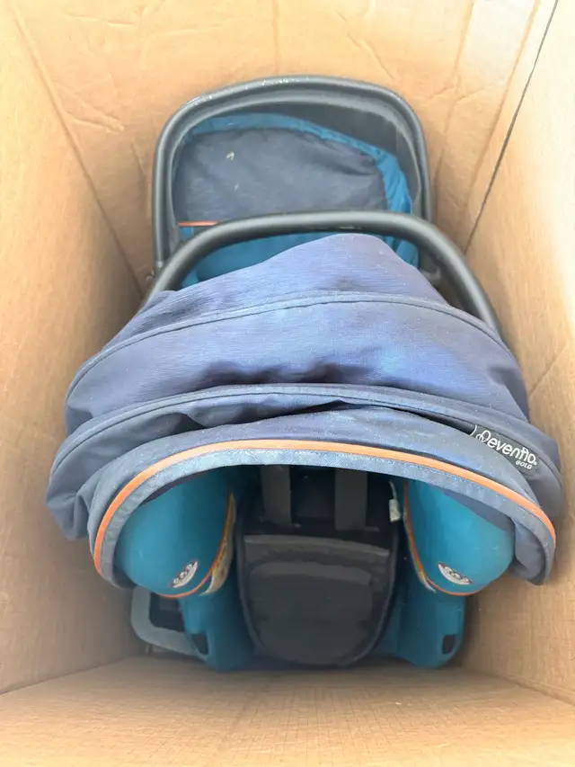 travel system in Strollers, Carriers & Car Seats in St. Catharines - Image 4