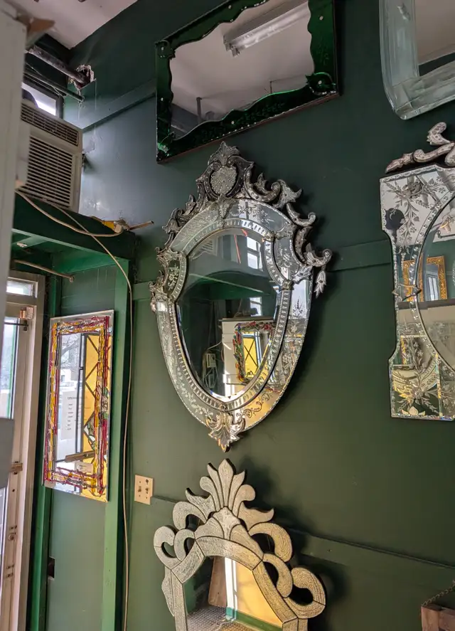 Specialty glass and crystal  business for sale! in Other Business & Industrial in City of Toronto - Image 5
