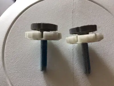 1 pied pour lave-linge Samsung Référence : DC97-12560A - DC97-12877A 1 original Samsung washer leg (...