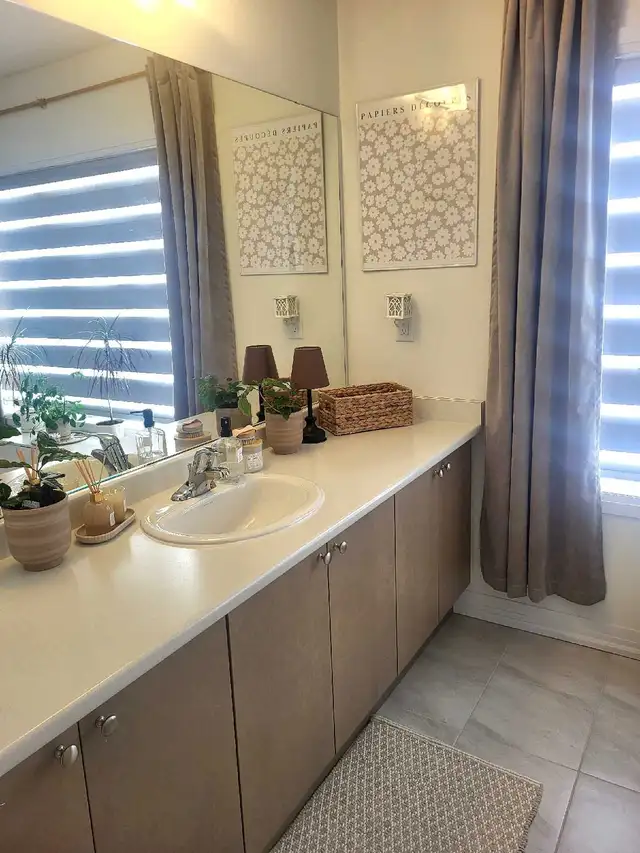 Room for rent $650 Inclusive