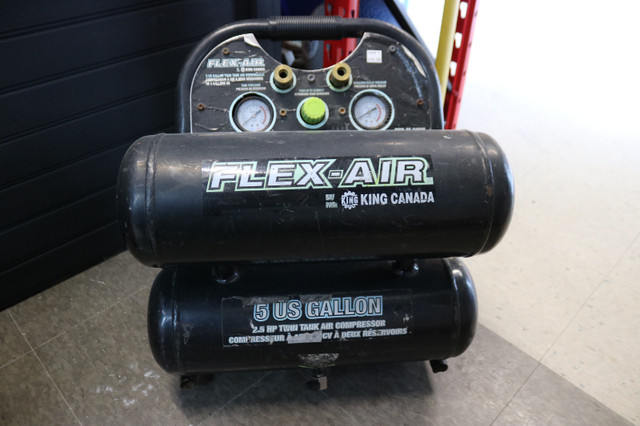 King Canada 5 Gallon Twin Air Compressor | FA-4588C (#36968) in Power Tools in City of Halifax