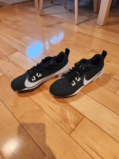 NIKE Vapour Football Cleats - Mens Size 7, View more