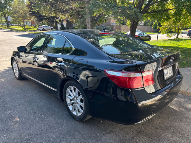 2008 Lexus Ls460 144000 miles dans Autos et camions  à Ville de Montréal - Image 4