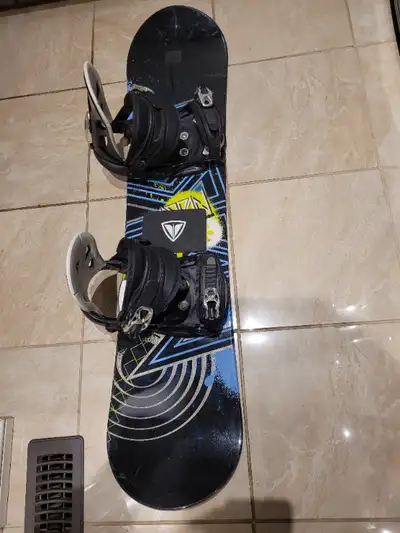 Morrow  snowboard 105 cm with Firefly  bindings, View more