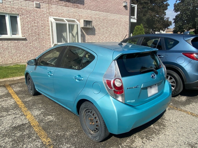 Toyota Prius C 2014 Hybrid — photo 3