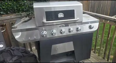 Cuisinart 5 burner propane gas grill, View more