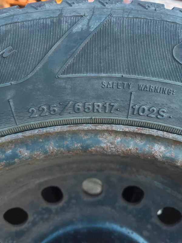 4 snow tires with rims for sale $200 total in Tires & Rims in Hamilton - Image 2