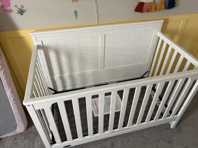 Graco Crib and Dresser Set, View more