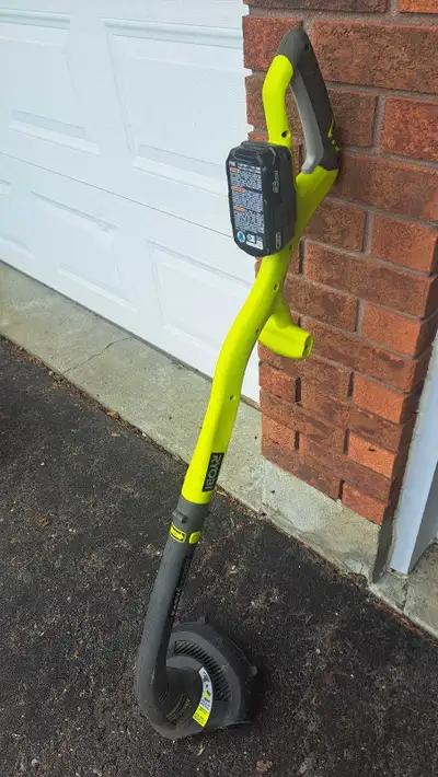Ryobi 18v string trimmer w/ battery & charger, View more