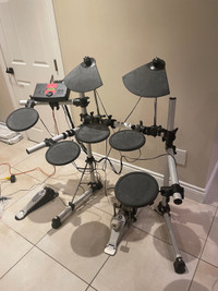 Yamaha DTXPLORER e-drum kit