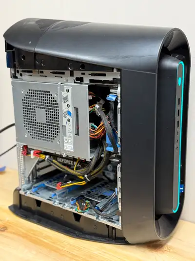 Specs: CPU- i7-11700F RAM- 32GB DDR4 3200Mhz SSD- 1TB NVME M.2 GPU- EVGA XC RTX 3070 8 GDDR6 will ru...