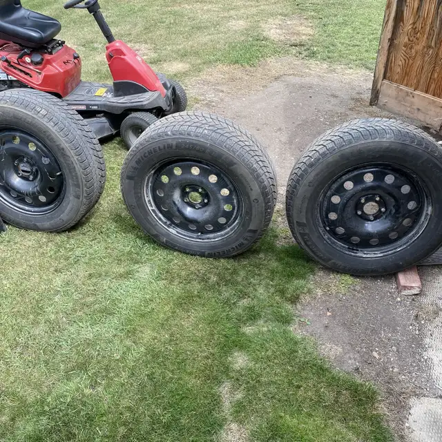 tires and rims in very good condition  in Tires & Rims in Regina - Image 4
