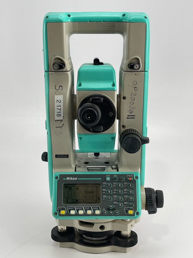 Nikon DTM-522 3” Total Station Works Great in Other Business & Industrial in St. Albert - Image 3