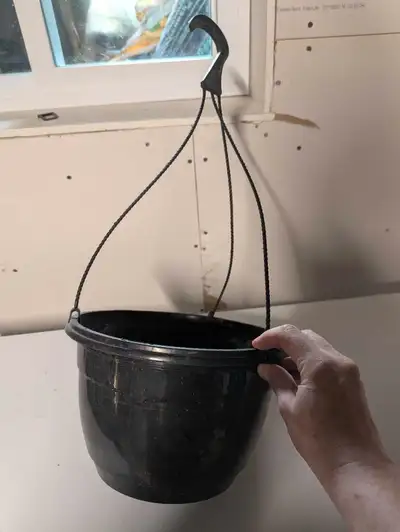 pot de fleur/jardinière suspendue , View more