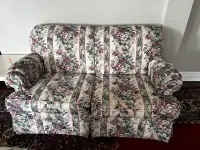 British style sofa For Sale