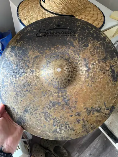Samsun spark thin 18” crash , View more