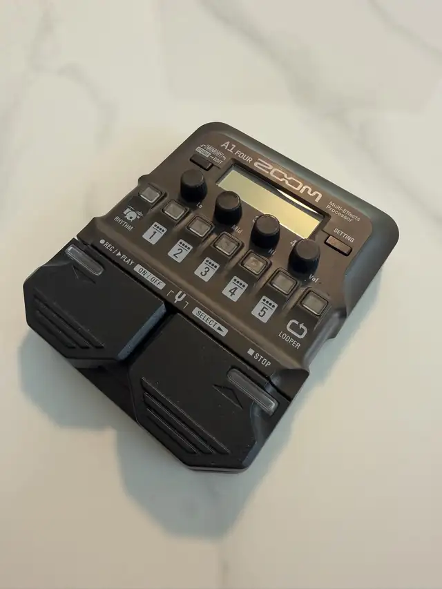 Spring Jam-Ready Zoom A1 Four Effects Pedal in Other in Markham / York Region - Image 2