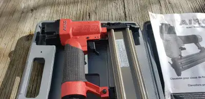 Airco 18ga brad nailer. Like new condition. Ph /Text 250-306-4737 Comes with case $30.00.OBO Vernon...