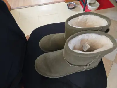 Soft moc boots, View more