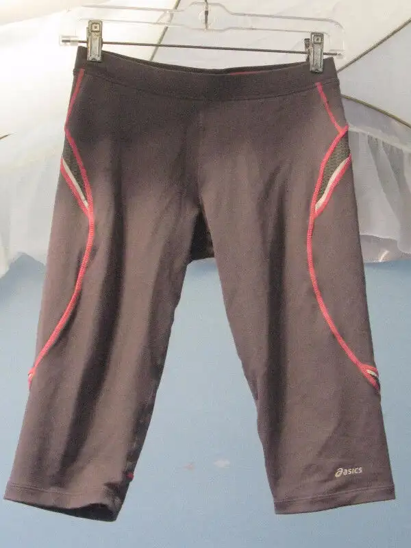 Brand Name Women's Athletic Wear by Nike, Asics, MEC, Danskin in Women's - Other in City of Toronto - Image 7