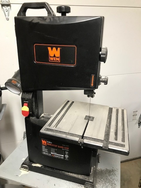 WEN 3939T 2.8-Amp 9-Inch Benchtop Band Saw - $600.00 new in Power Tools in Regina