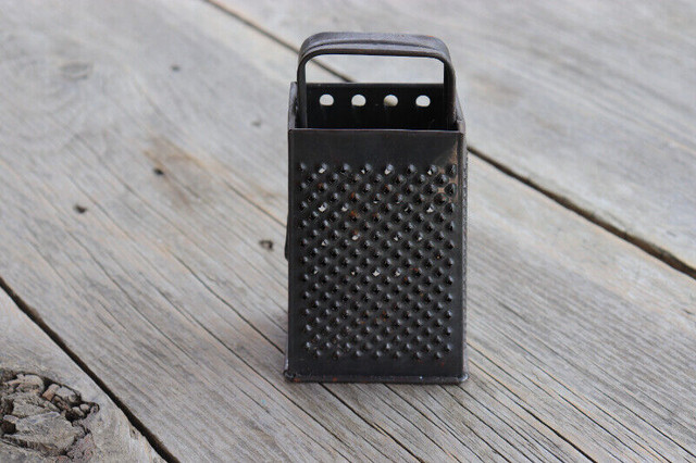 Vintage Metal Kitchen Box Grater - Small Size in Arts & Collectibles in London