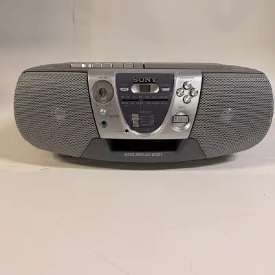 Sony CFD-V8 CD Radio Cassette Recorder in good used condition. Condition: * CD player works properly...