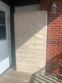 Used Simmons Twin Size Box Spring