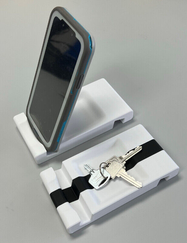 3D Printed Cell phone stand in Cell Phone Accessories in Cape Breton