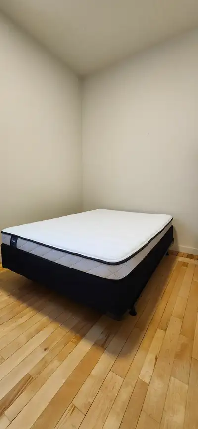 Lit double, View more